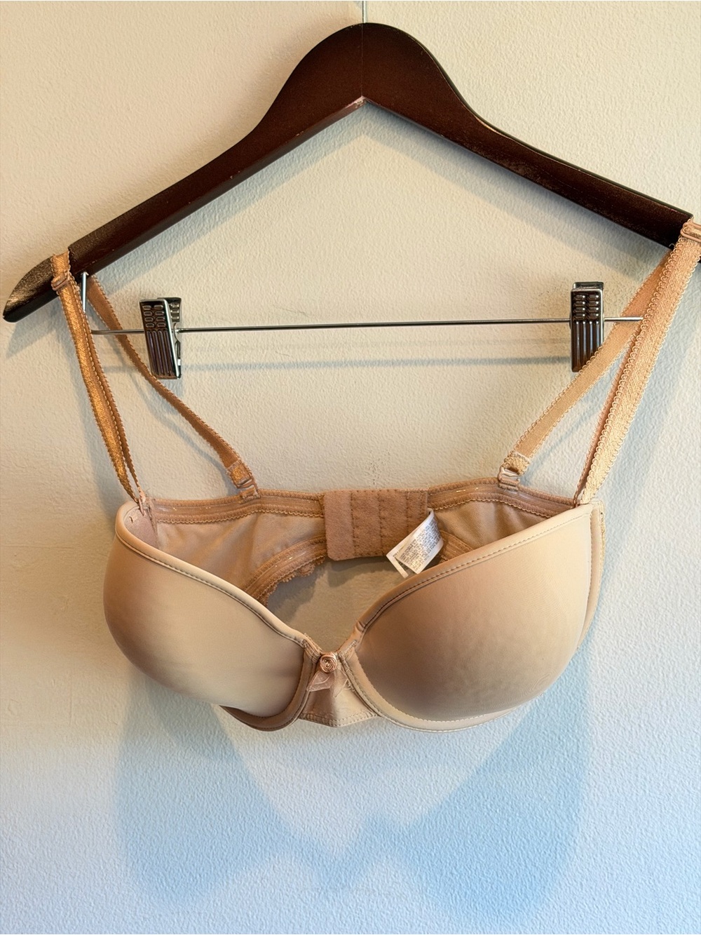 B.tempt’d By Wacoal  Nude Bra Size 32DDD